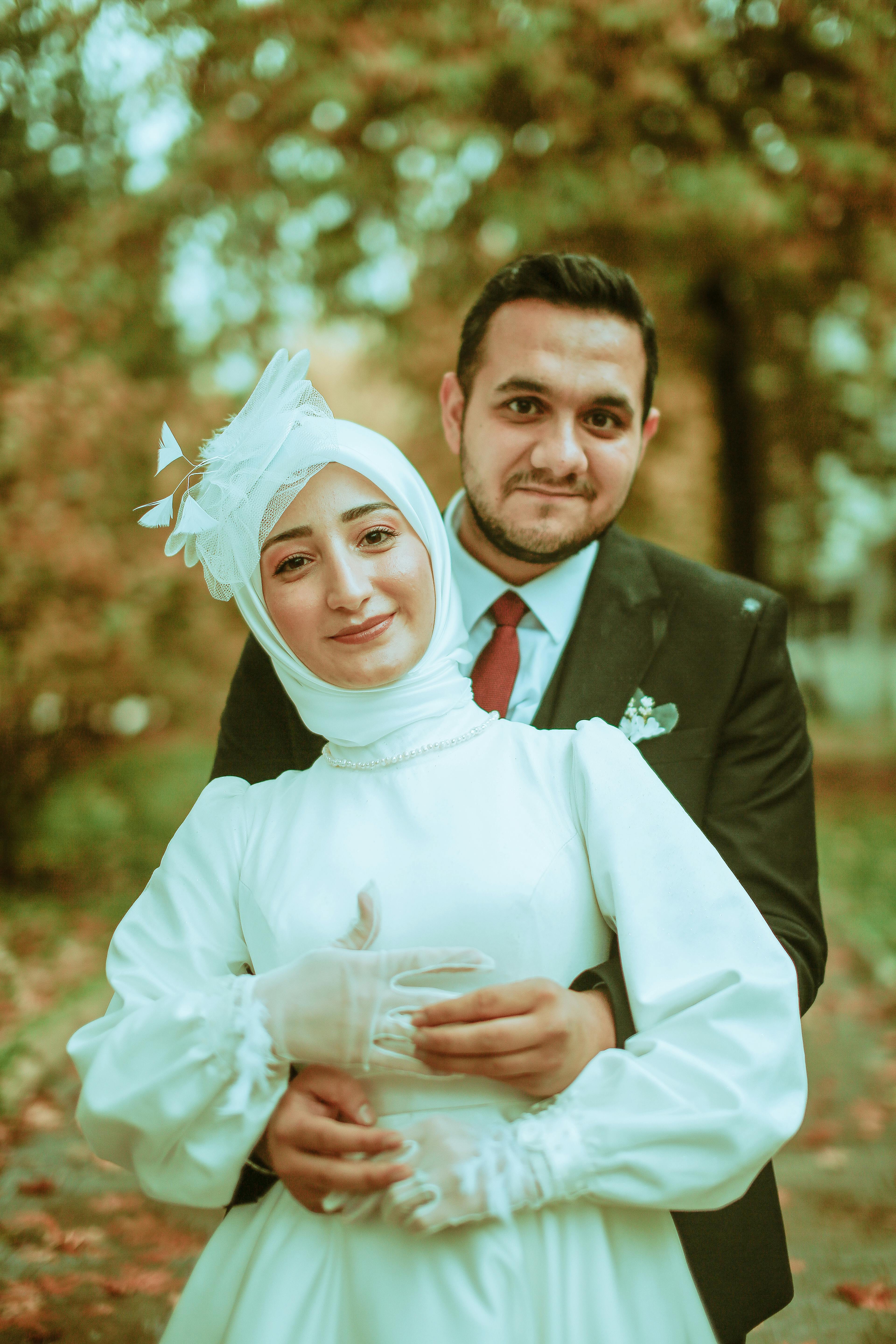 Happy Muslim couple 3